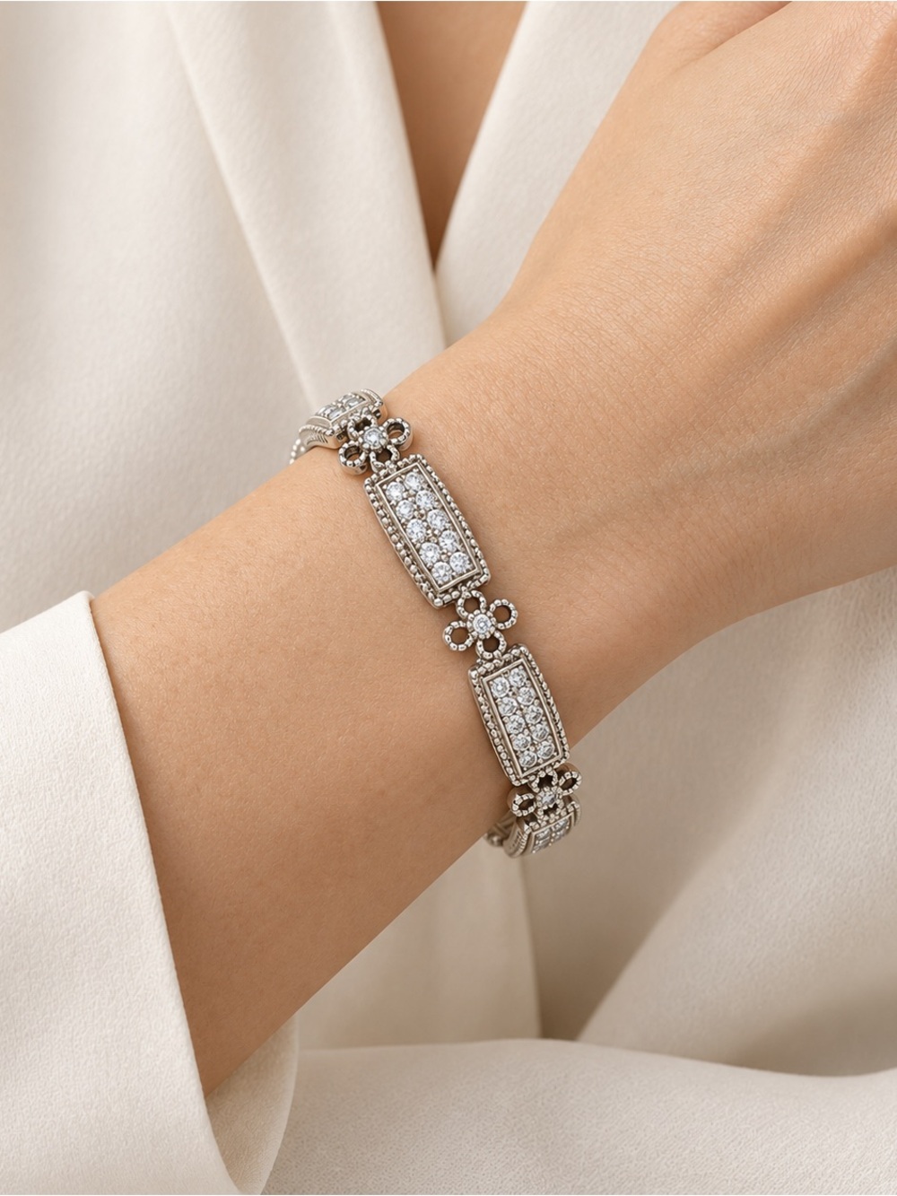 Judith Ripka 925 Sterling Silver CZ Floral Link Bracelet 8”